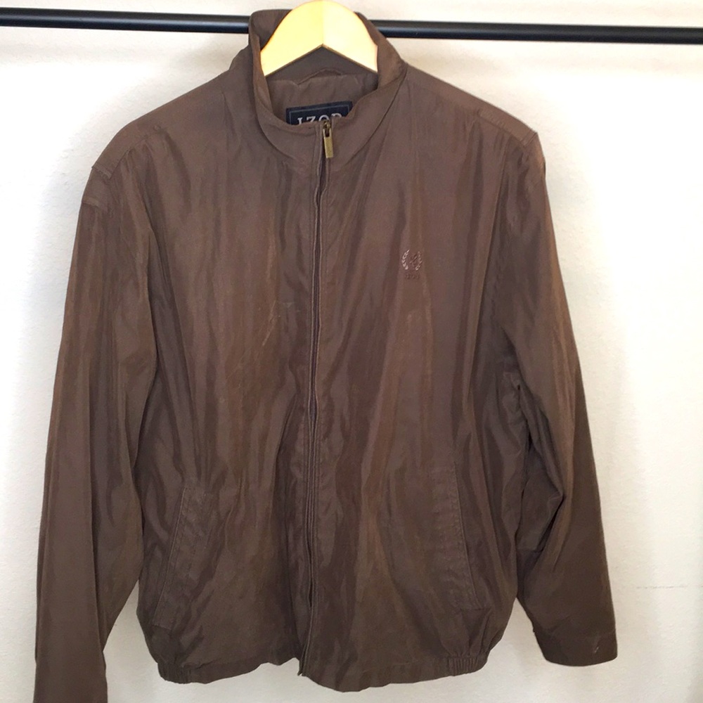 Izod golf jacket, windbreaker, interior pockets